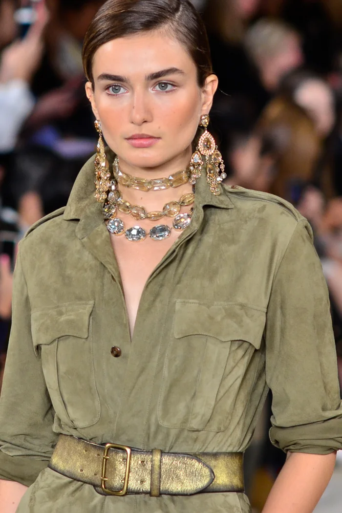Andreea Diaconu, mannequin roumaine sur un podium Ralph Lauren